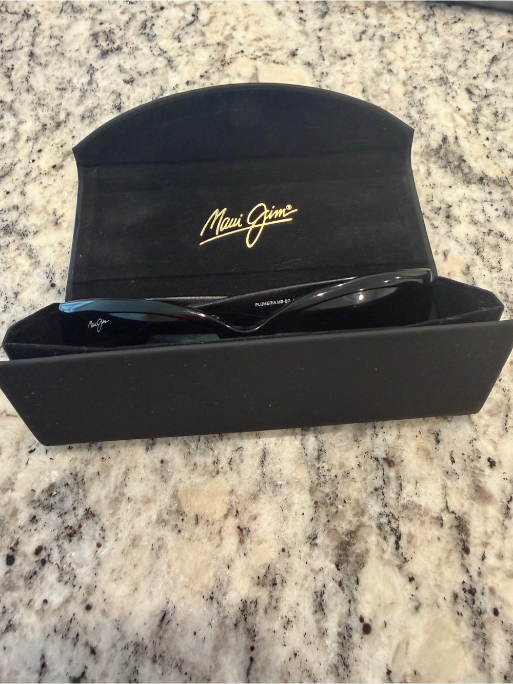 Maui Jim Black Cat Eye Sunglasses with Gradient Smoke Lenses - Picture 7 of 7